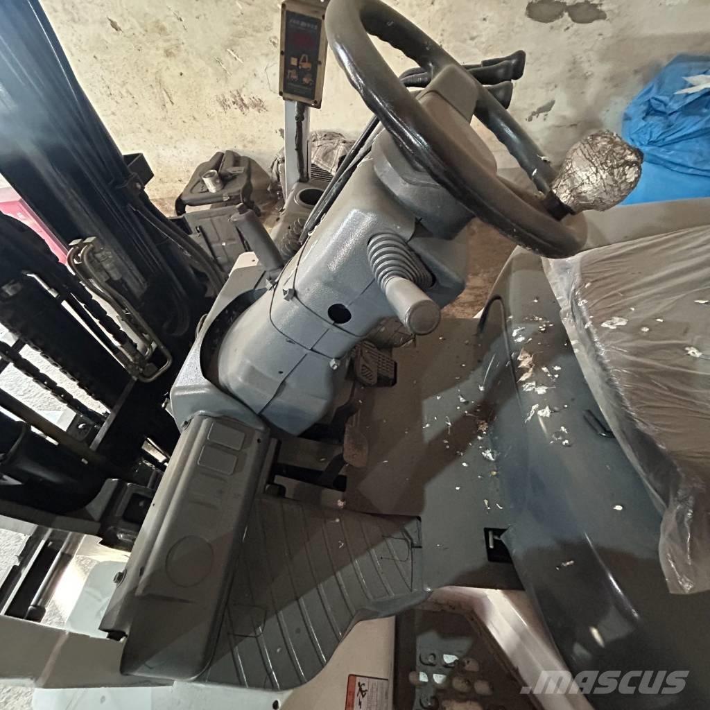 TCM FD35 Chariots diesel