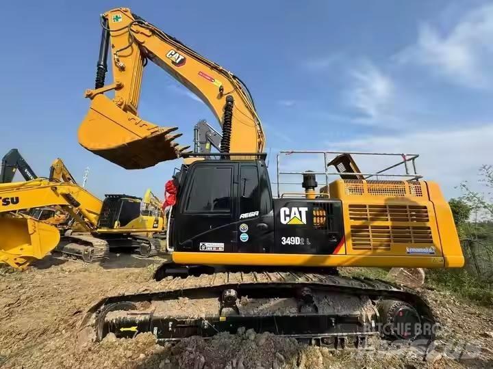 CAT CAT349D2L Pelle sur chenilles