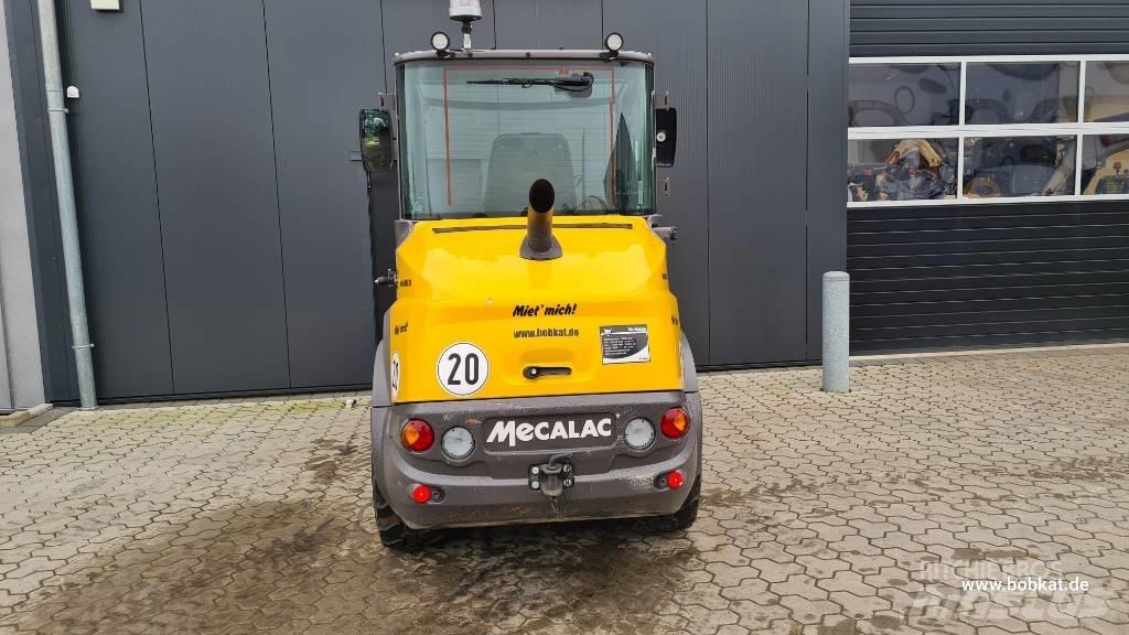 Mecalac AX 700 Chargeuse sur pneus