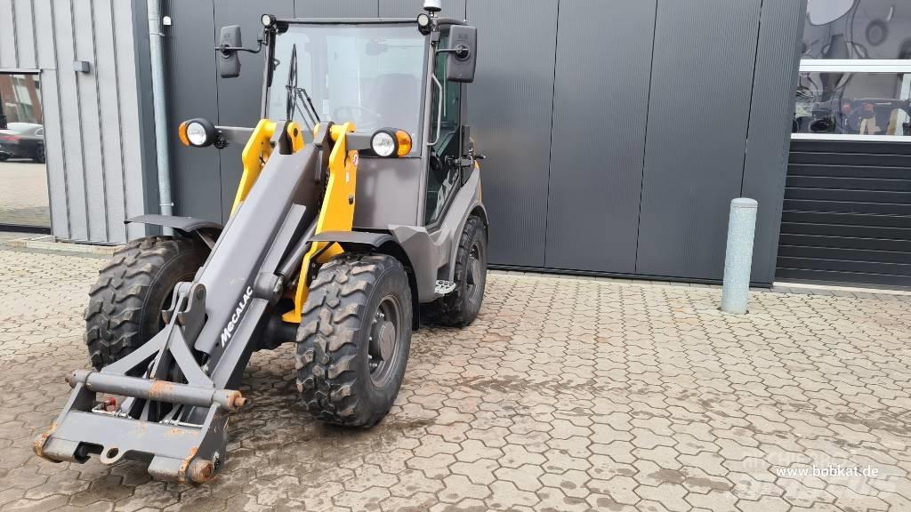 Mecalac AX 700 Chargeuse sur pneus