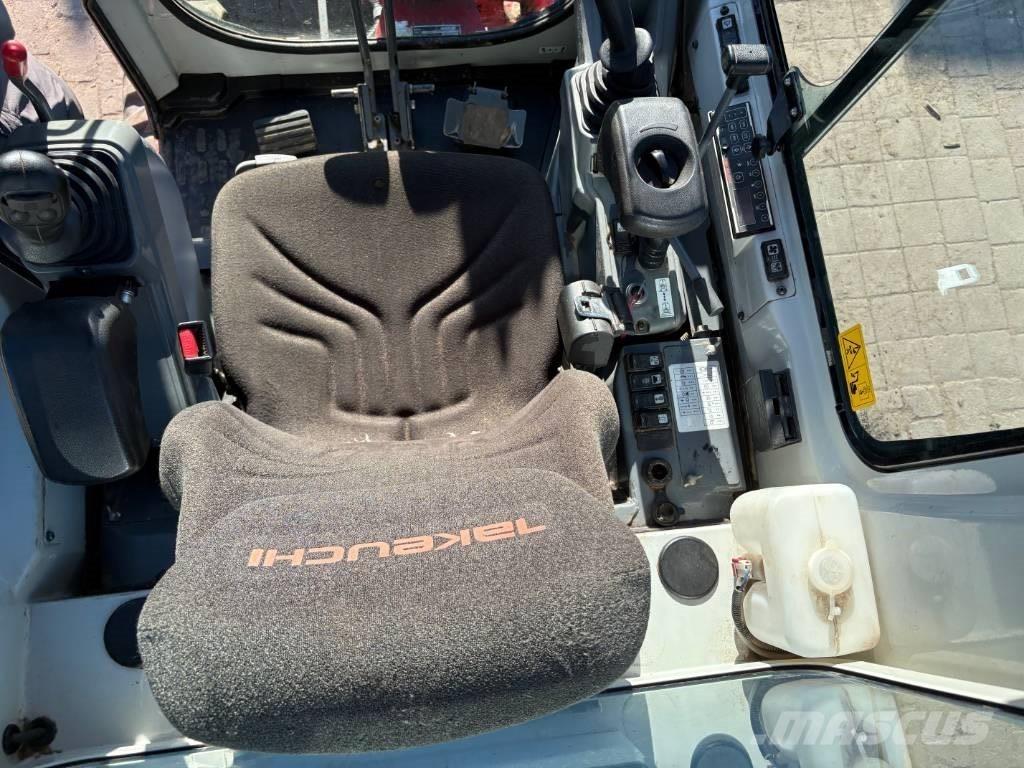 Takeuchi TB 225 Mini pelle < 7t