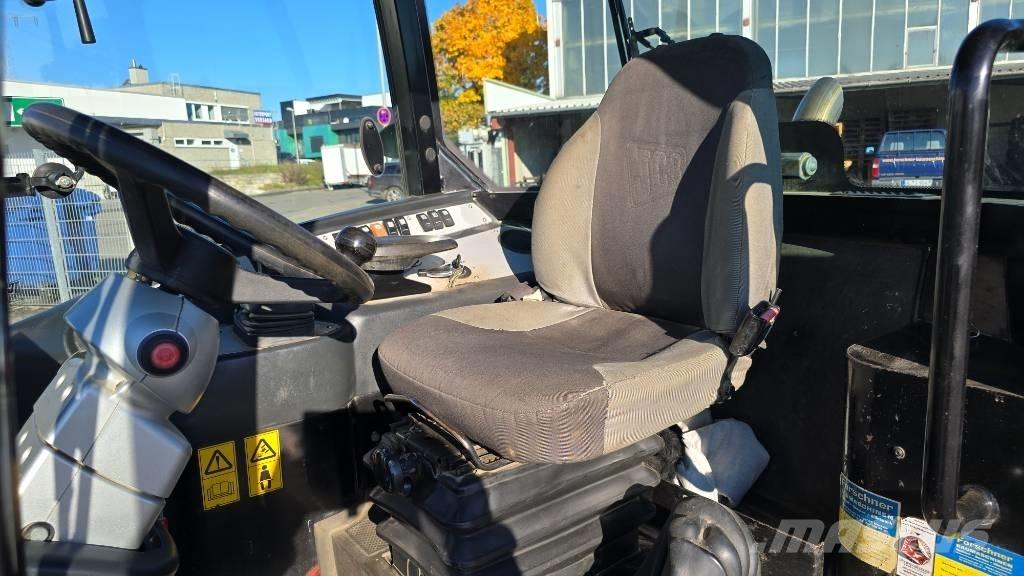 JCB 406 Chargeuse sur pneus