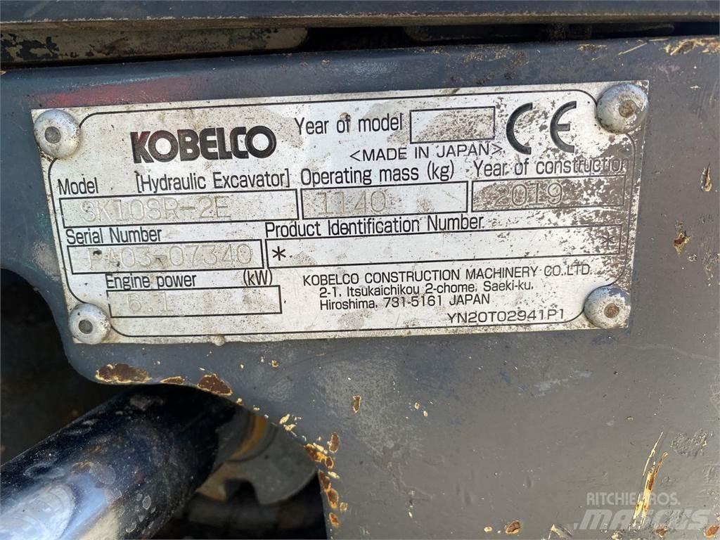 Kobelco SK10SR-2 Pelle sur pneus