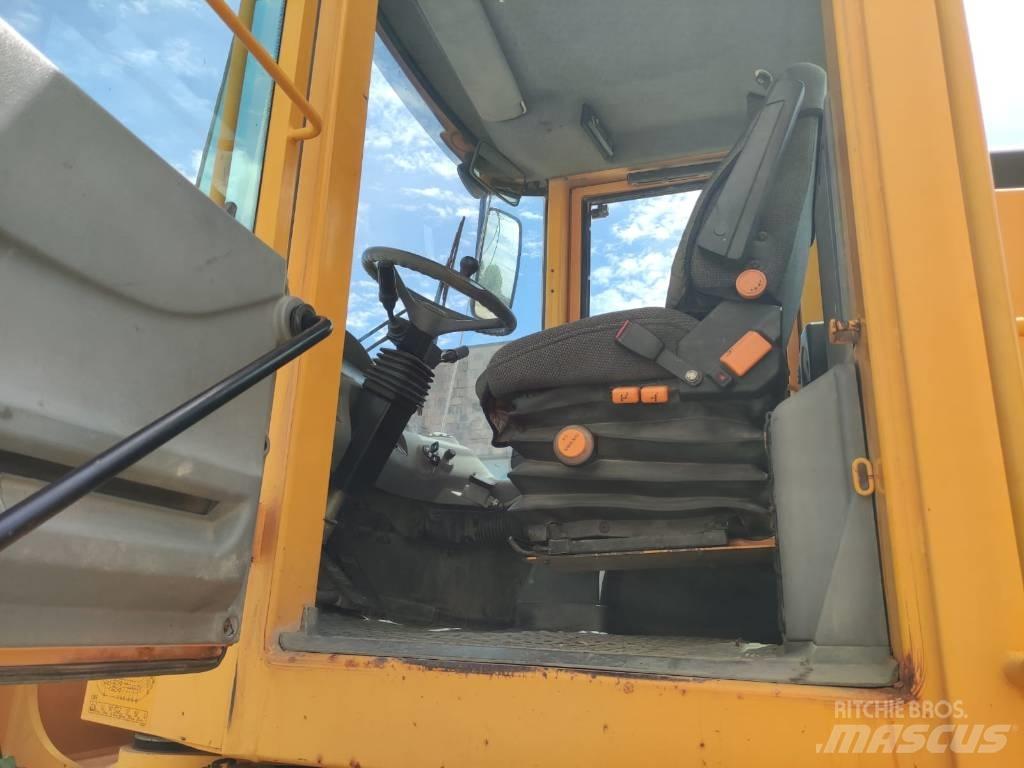 Volvo L 90 E Chargeuse sur pneus