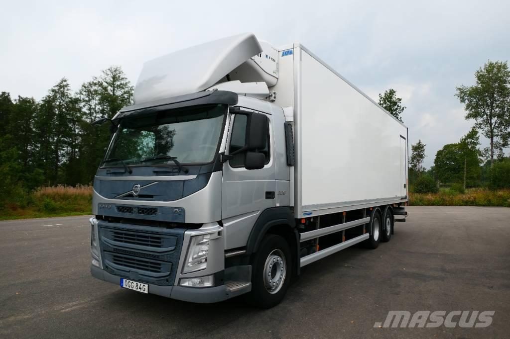 Volvo Fm330 6x2*4 Camion frigorifique