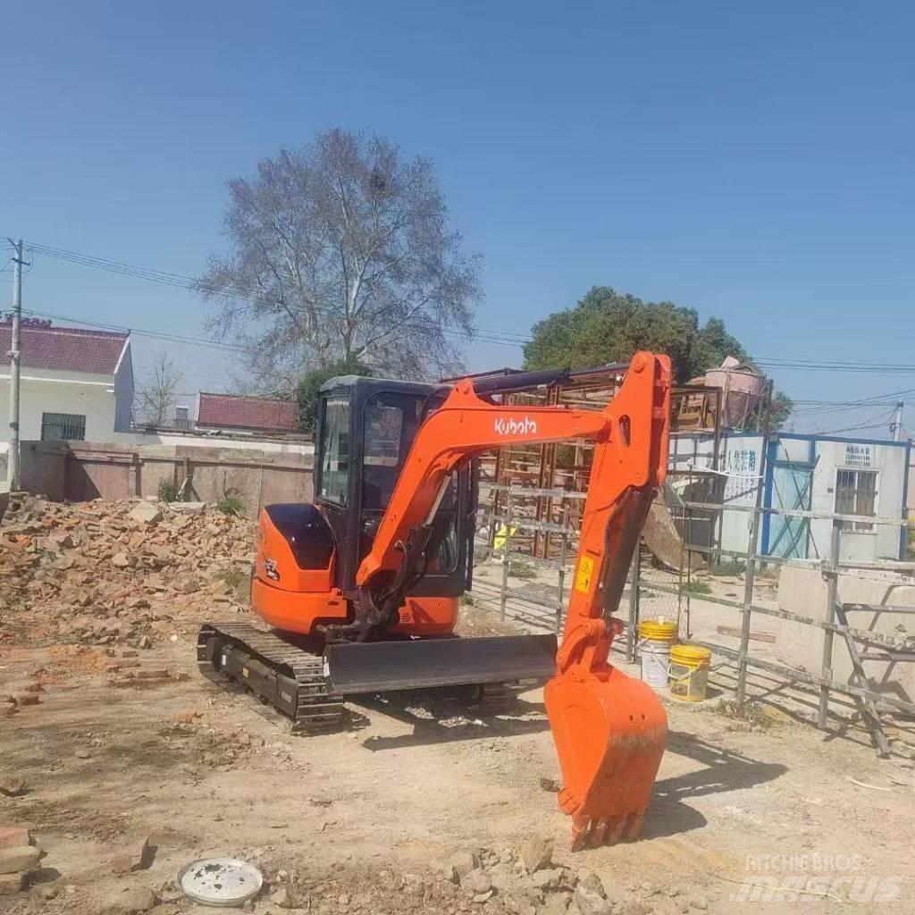 Kubota U 27-4 Mini pelle < 7t