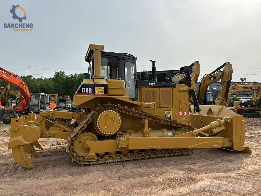 CAT D 8 R Bouteurs sur chenilles