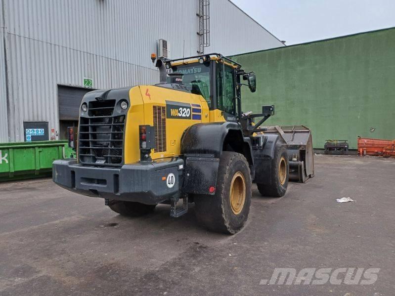 Komatsu WA 320-8 Chargeuse sur pneus