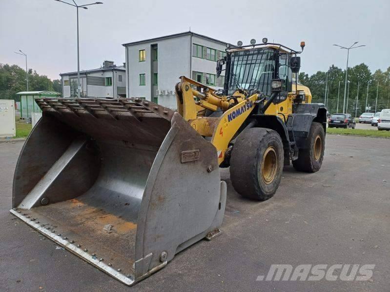 Komatsu WA 320-8 Chargeuse sur pneus