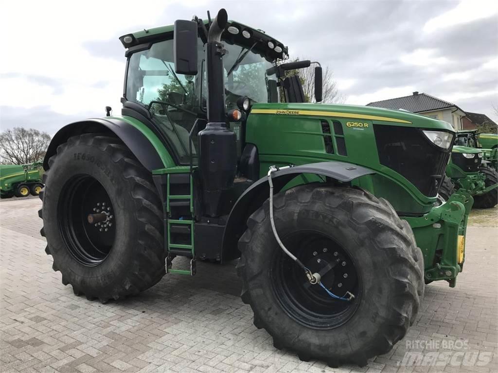 John Deere 6250R Tracteur