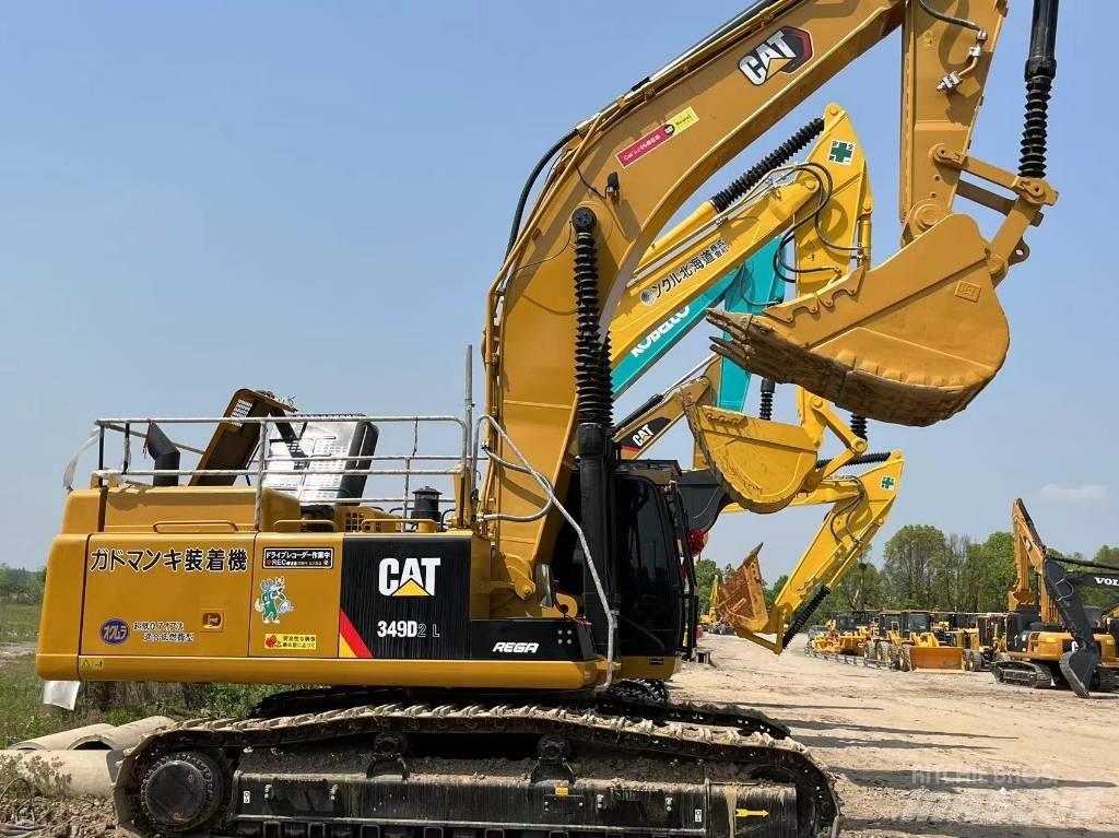 CAT 349 D Pelle sur chenilles