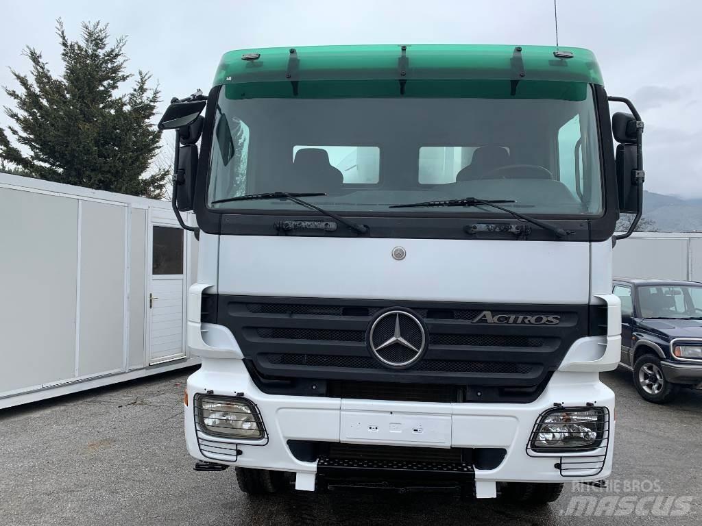 Mercedes-Benz 3336 Camion malaxeur