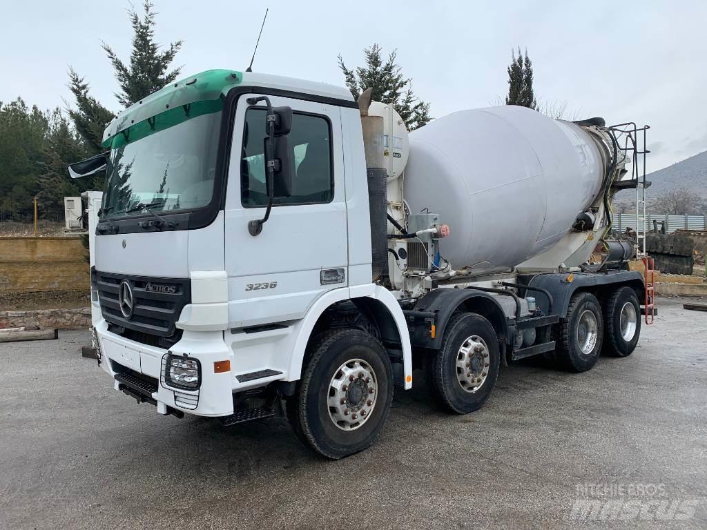 Mercedes-Benz 3336 Camion malaxeur