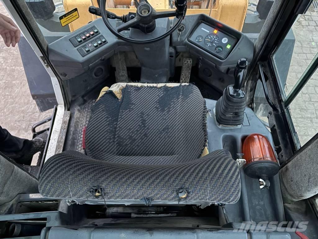 Liebherr L 522 Chargeuse sur pneus
