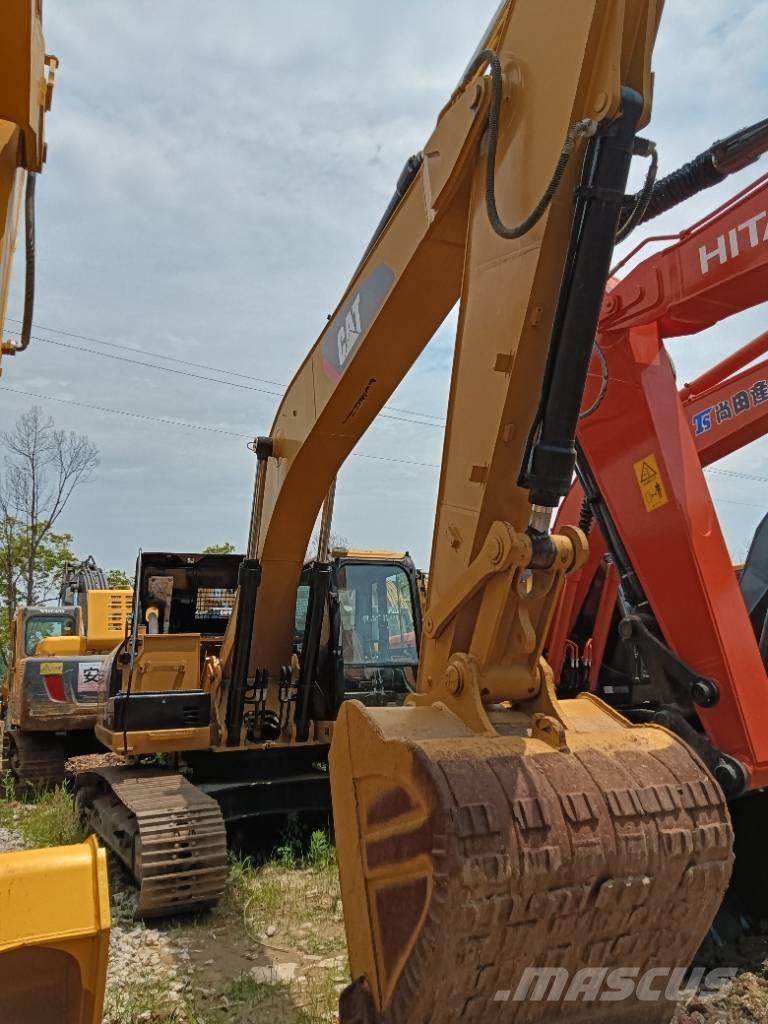 CAT 325 D Pelle sur chenilles