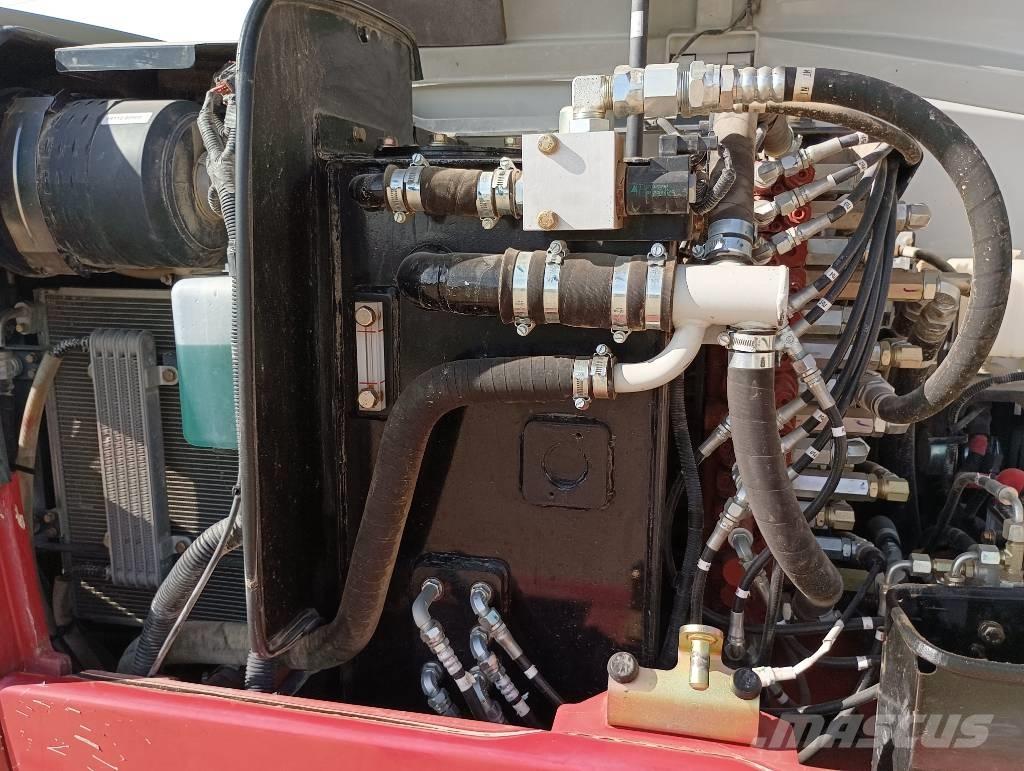 Takeuchi TB 260 Mini pelle < 7t