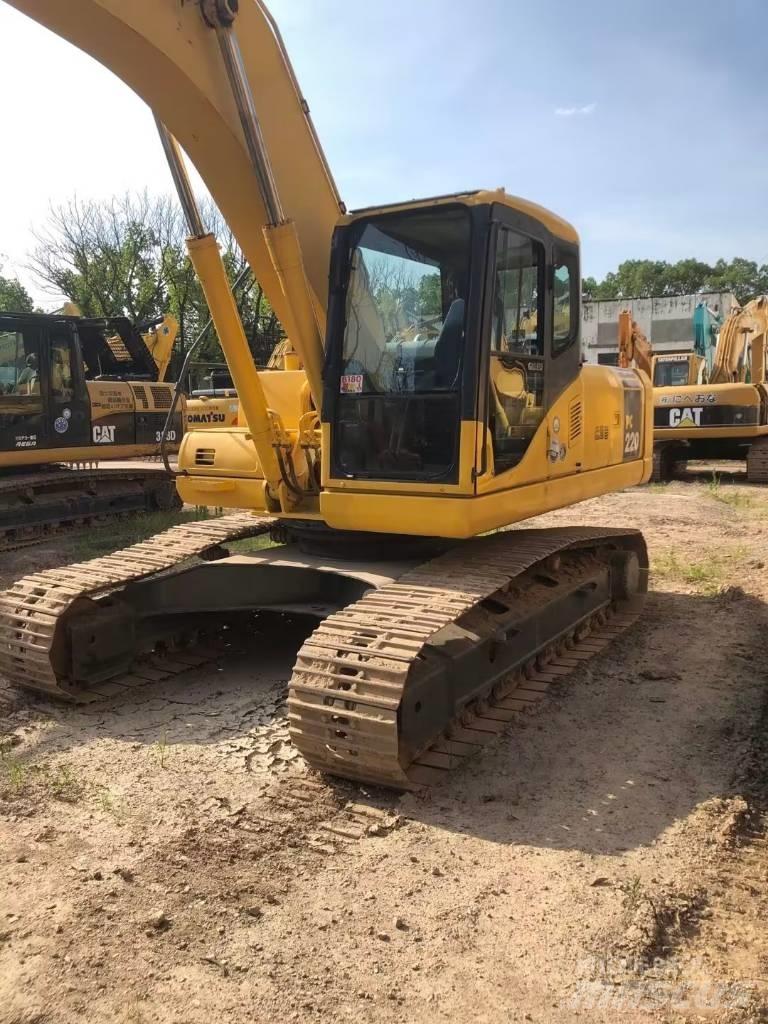 Komatsu PC220-7 Pelle sur chenilles