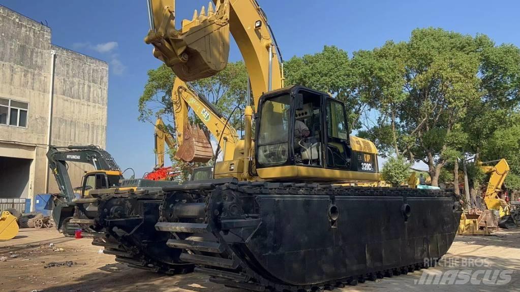 CAT 320 C Pelles amphibies