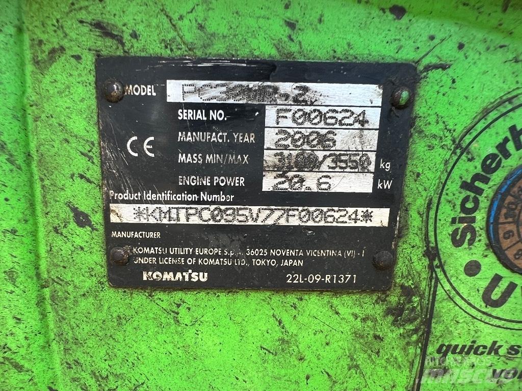 Komatsu PC 30 MR-2 Mini pelle < 7t