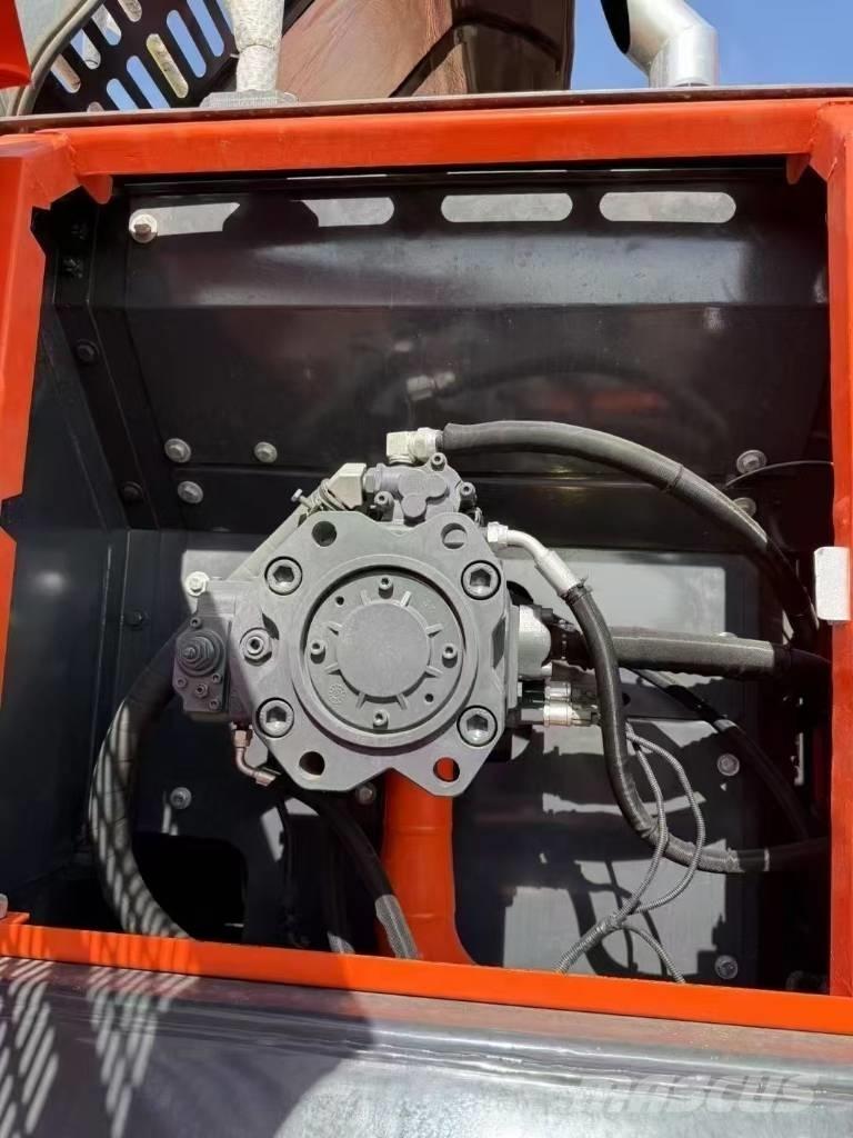 Doosan DX300LC-9C Pelle sur chenilles
