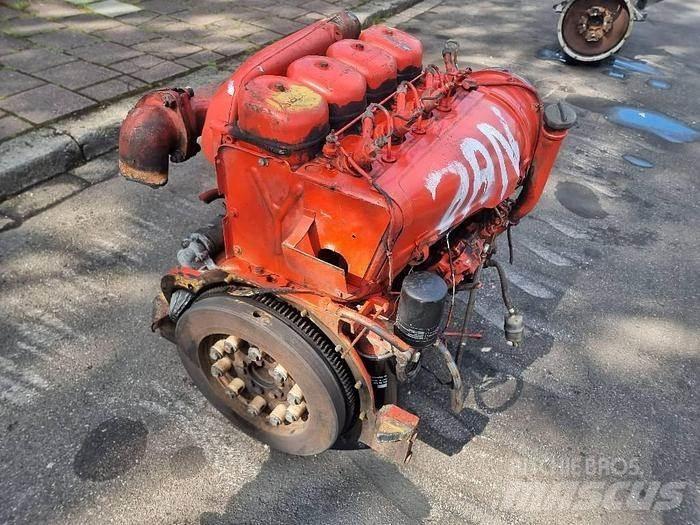  Engines F4L912 Transport - Autres