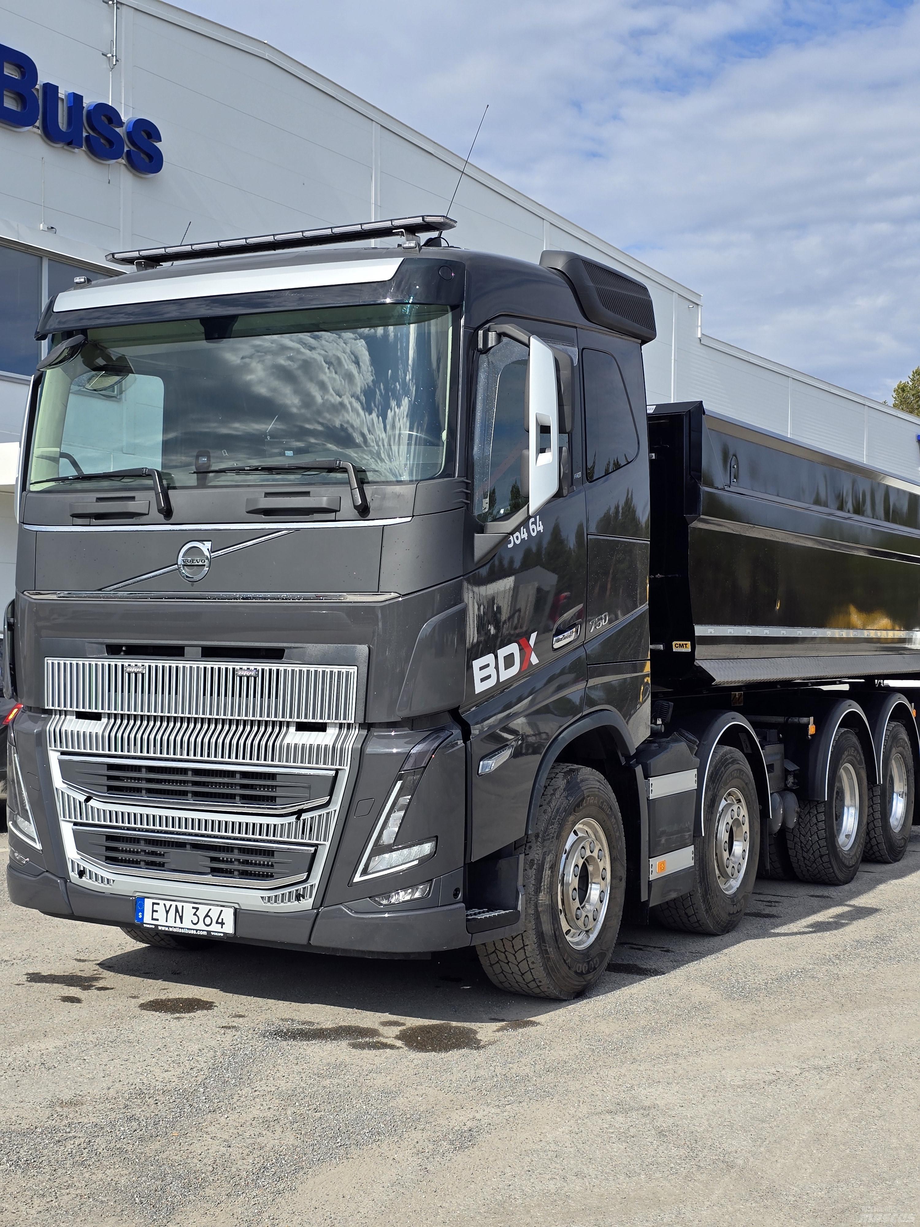 Volvo FH16 750 Camion benne