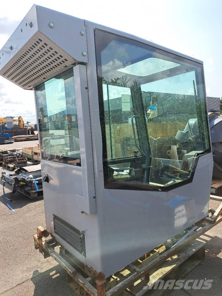 Fuchs D & E Cabin Cabine