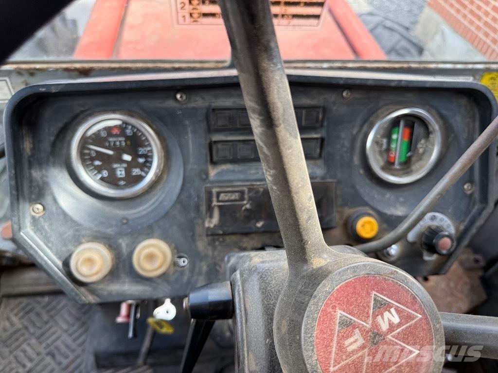 Massey Ferguson 699 Tracteur