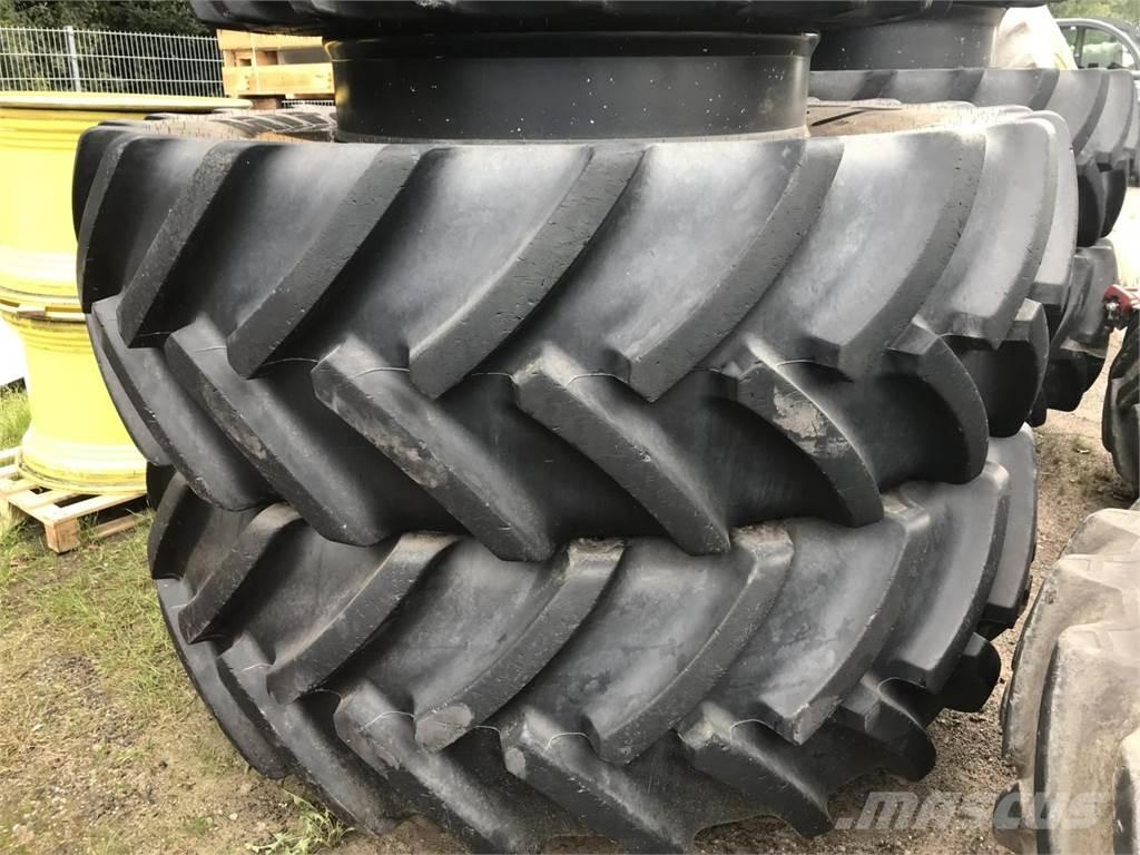 Mitas 680/80R42 Pneus, roues et jantes
