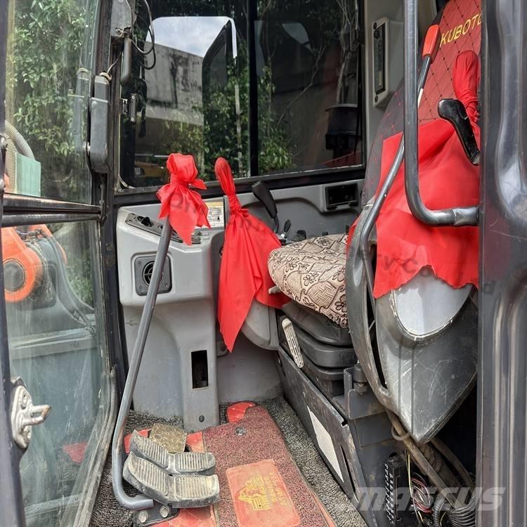 Kubota 183-3 Pelle sur chenilles