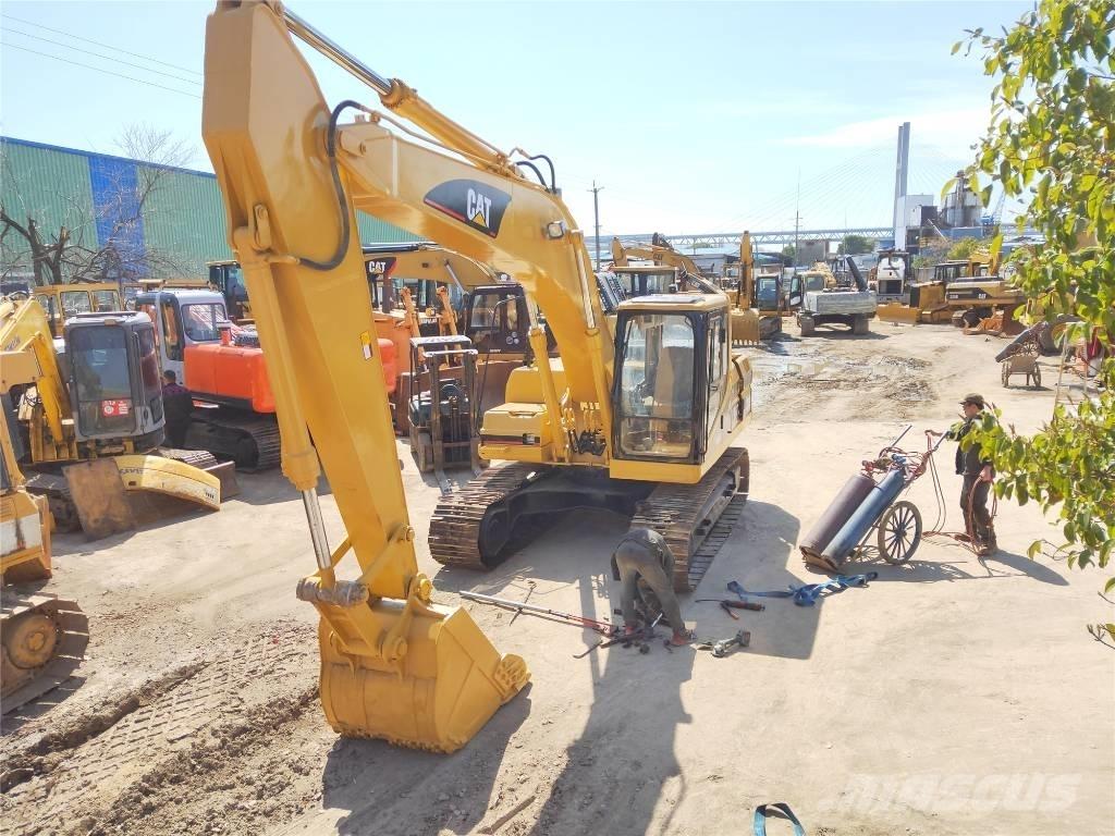 CAT 320B Pelle sur chenilles