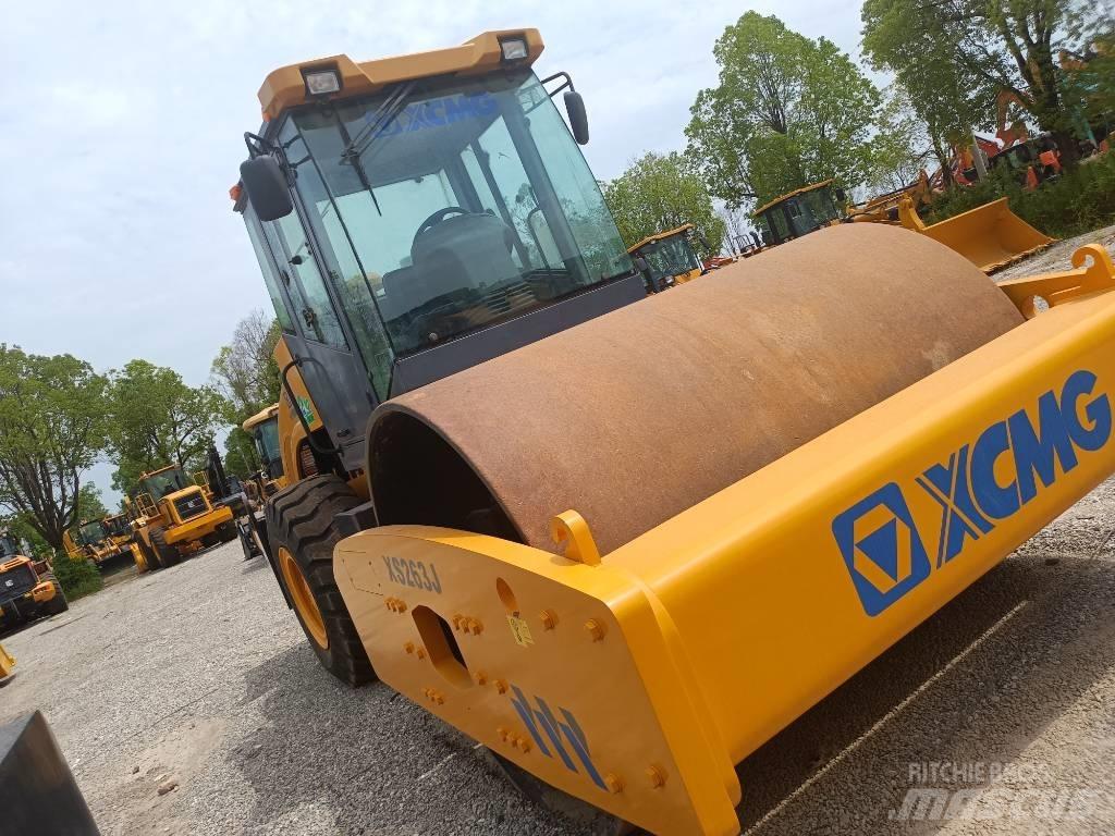XCMG XS 263J Rouleaux monocylindre