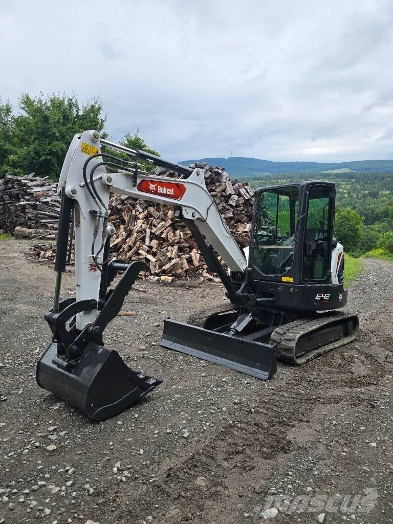 Bobcat E 42 Mini pelle < 7t