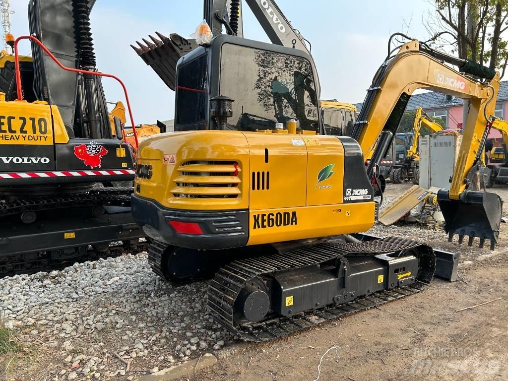 XCMG XE 60 D Mini pelle < 7t