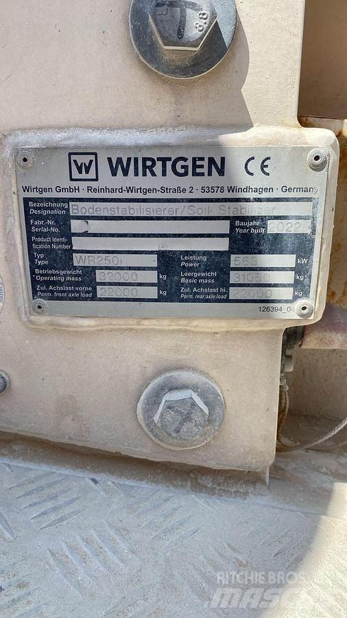 Wirtgen WR250i Recycleur bitume