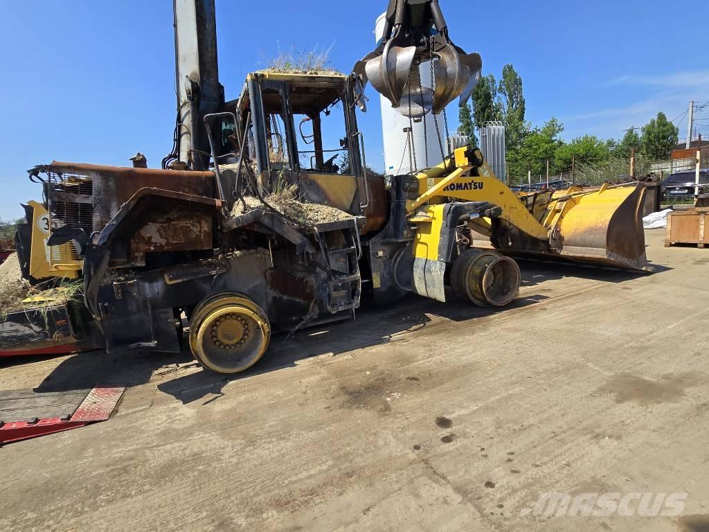 Komatsu 380-6 Essieux