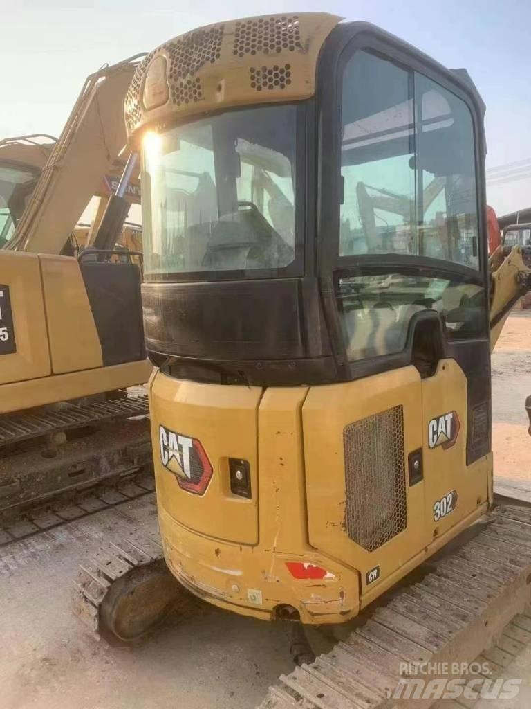 CAT 302 Mini pelle < 7t