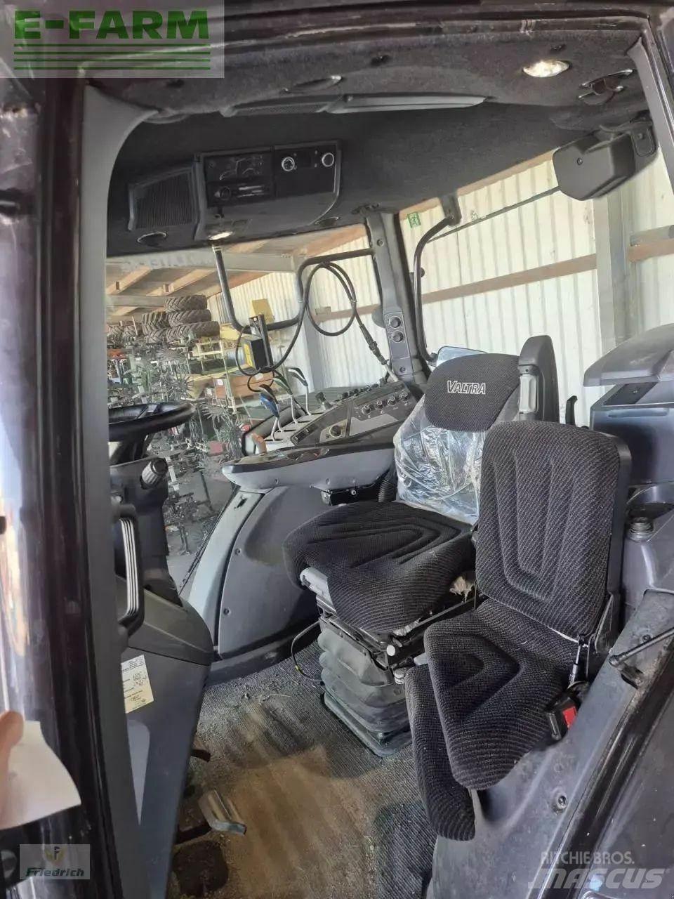 Valtra t235a Tracteur