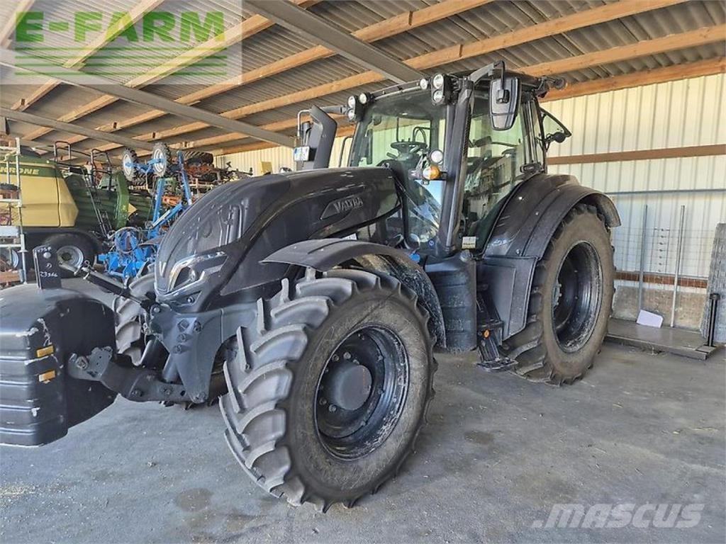 Valtra t235a Tracteur