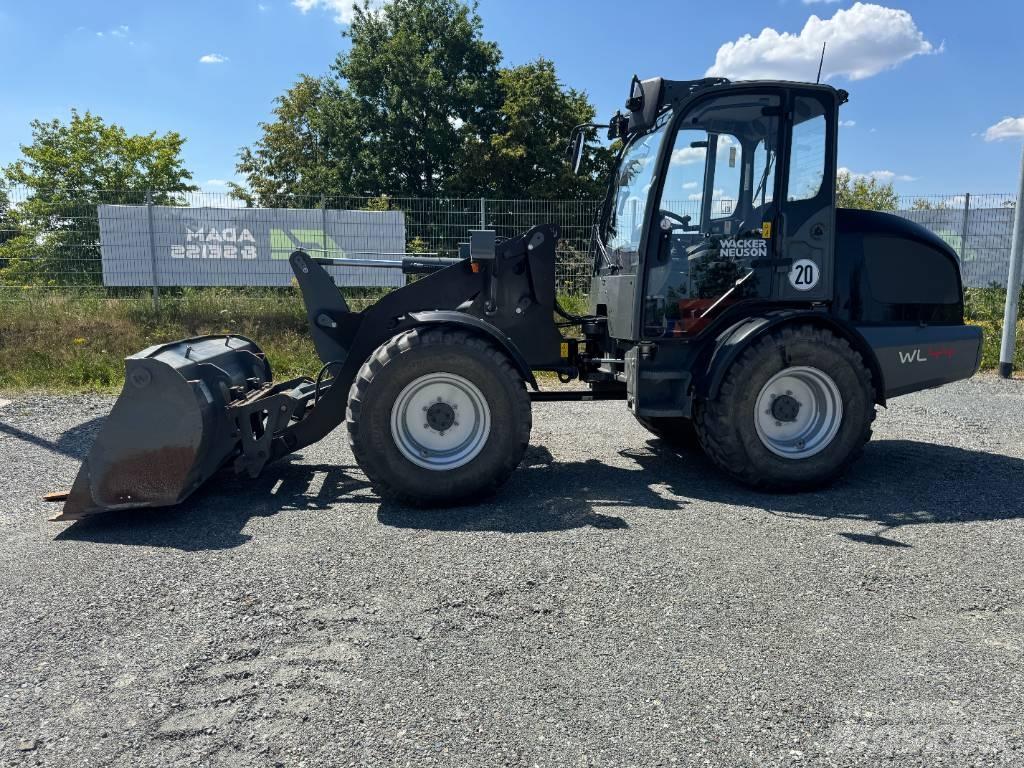 Wacker Neuson WL44 Chargeuse sur pneus