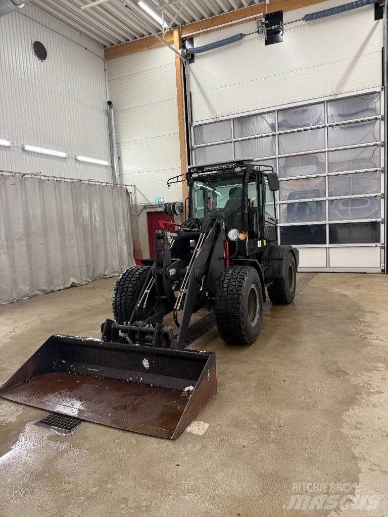  D-Machine  2550 Chargeuse sur pneus