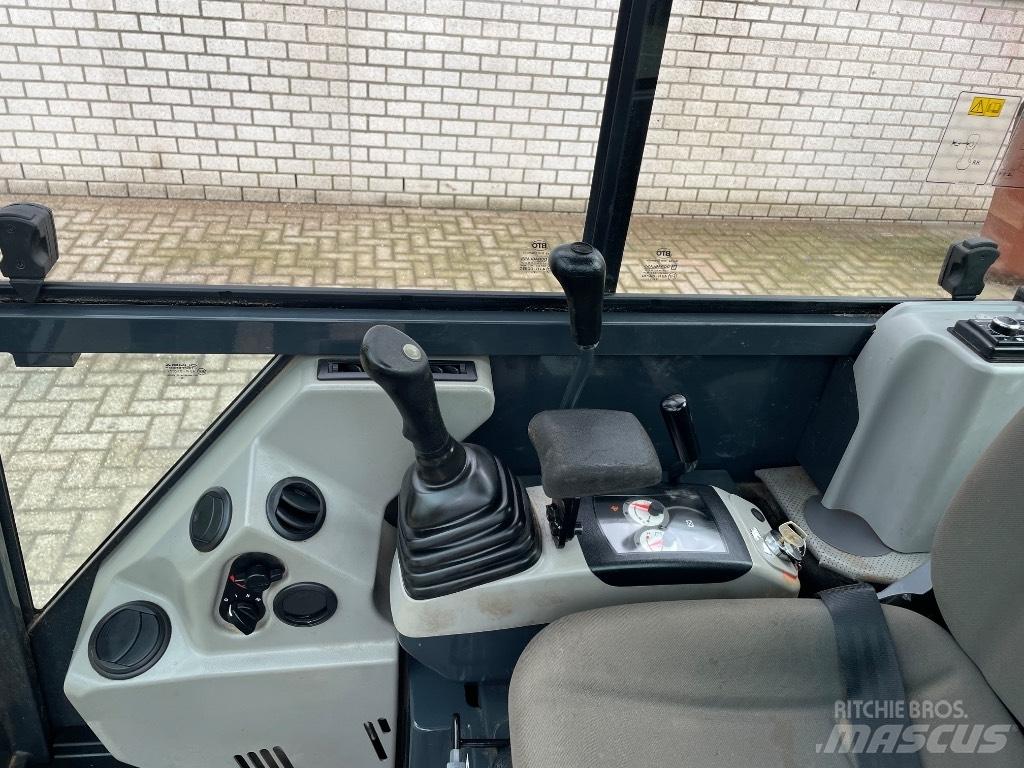 Komatsu PC 17 R-5 Mini pelle < 7t