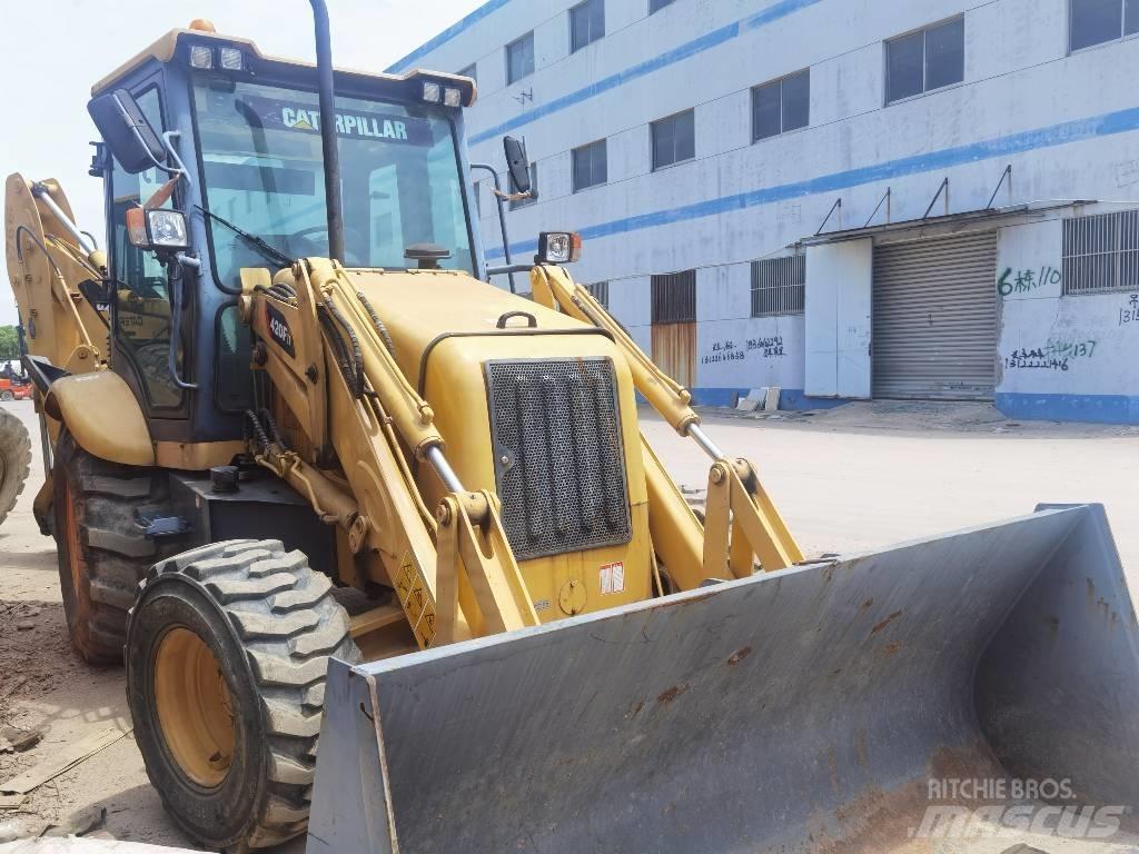 CAT 420 F Tractopelle