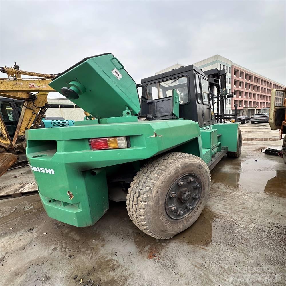 Mitsubishi FD160 Chariots diesel