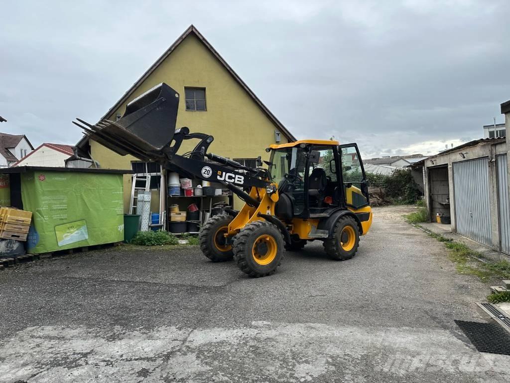 JCB 406 T 4 Chargeuse sur pneus