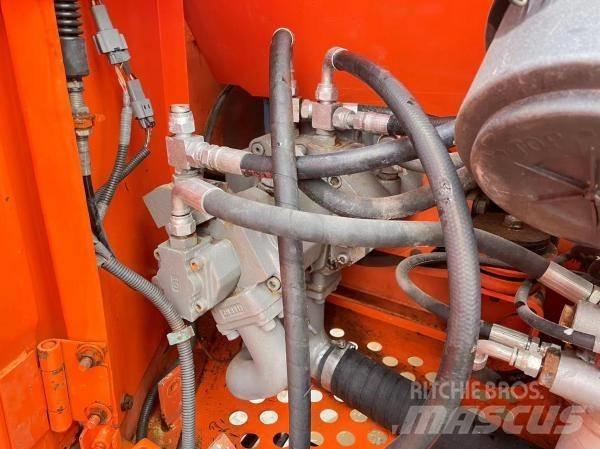 Hitachi Zaxis 70 Pelle sur chenilles