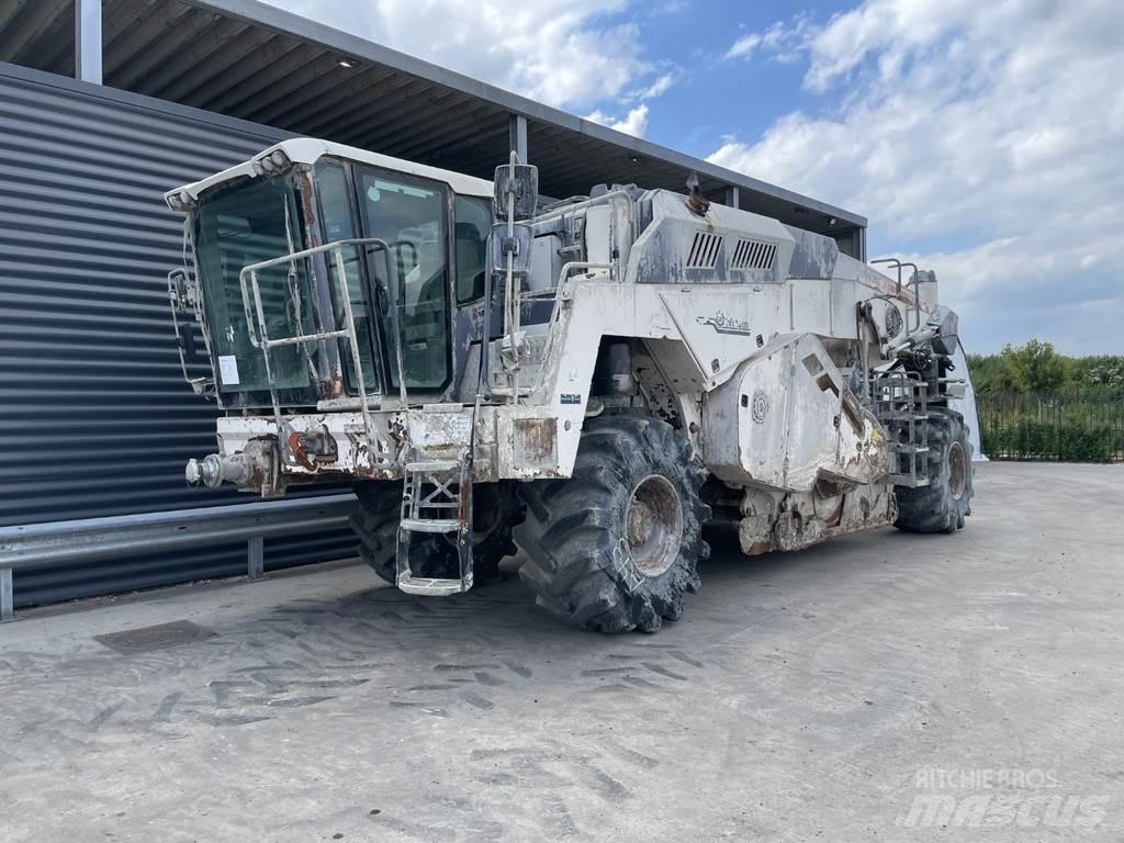 Wirtgen WR 240I Recycleur bitume