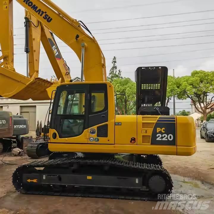 Komatsu PC220-8 Pelle sur chenilles