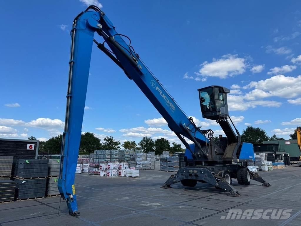 Fuchs MHL 360 T4F Pelle à déchets