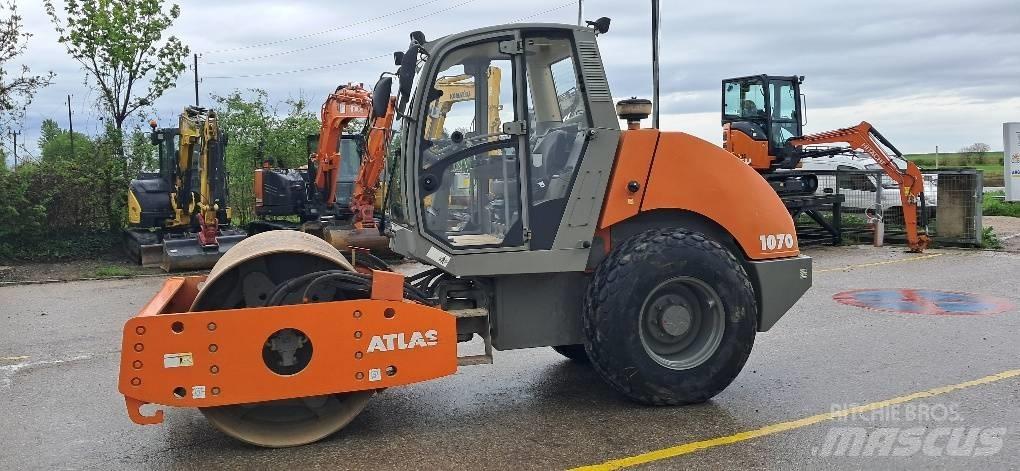 Atlas 1070 Compacteur de sol